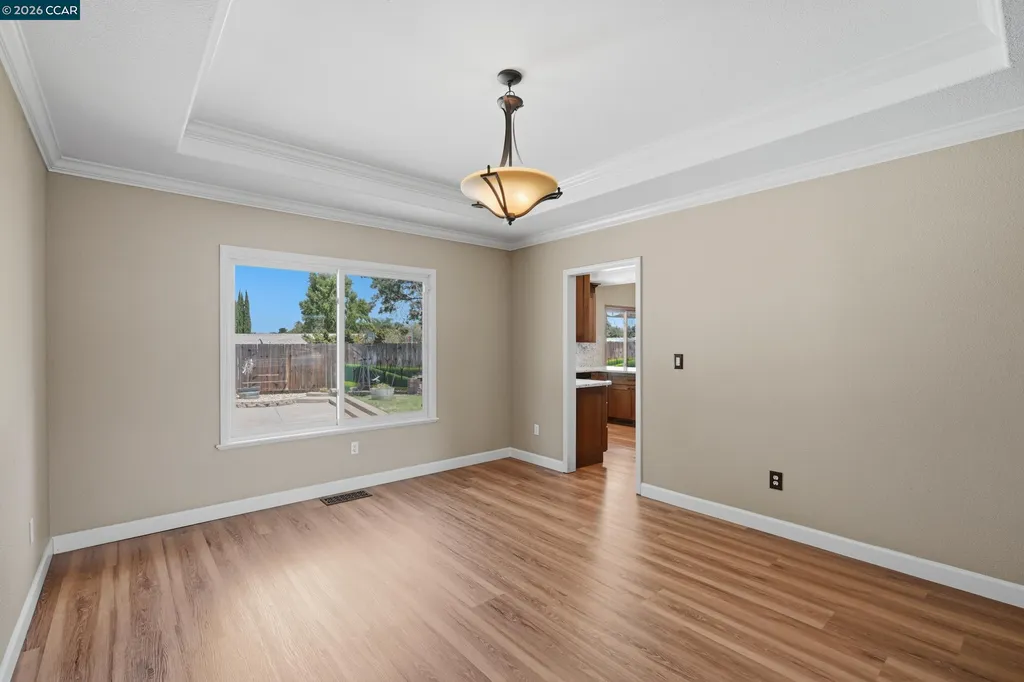 454 Bristol Court Oakley CA 94561