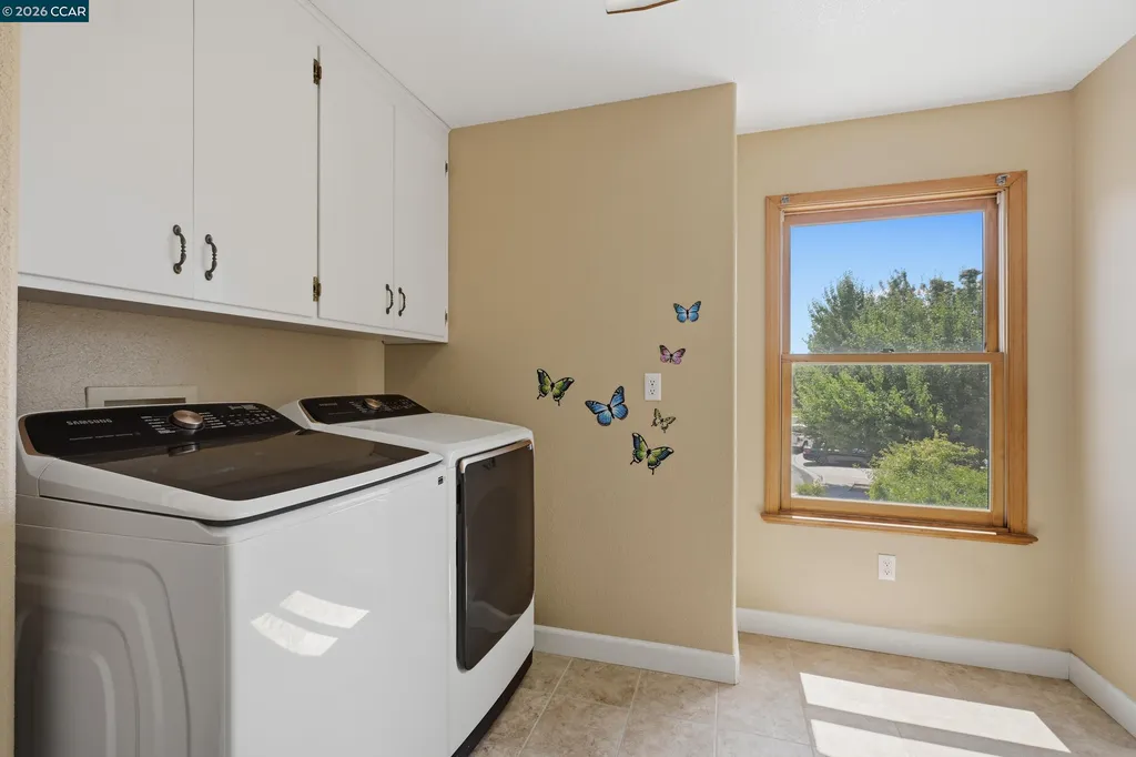 454 Bristol Court Oakley CA 94561