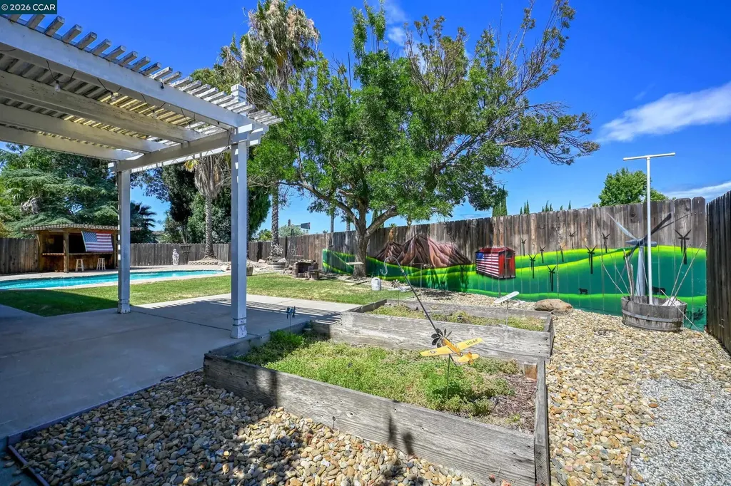 454 Bristol Court Oakley CA 94561
