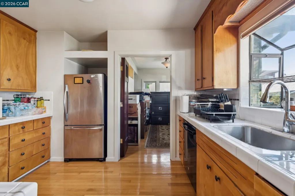 1242 Hopkins Street Berkeley CA 94702