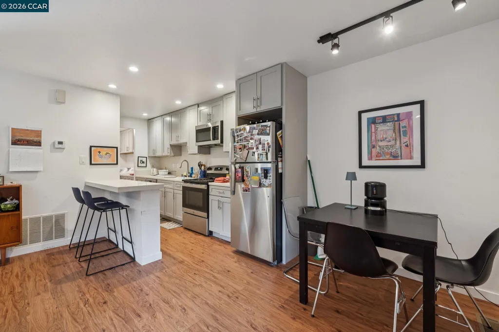 1242 Hopkins Street Berkeley CA 94702