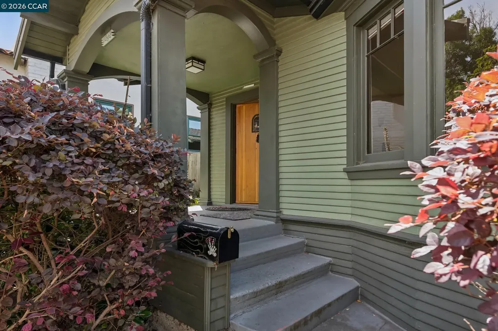 1242 Hopkins Street Berkeley CA 94702