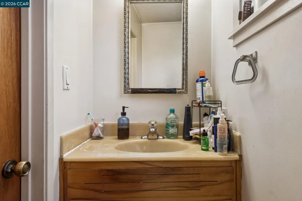 1242 Hopkins Street Berkeley CA 94702