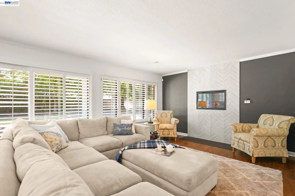 5709 Corte Libre Pleasanton CA 94566
