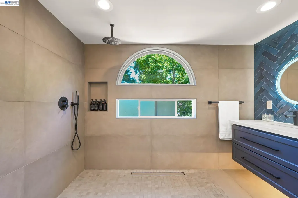 5709 Corte Libre Pleasanton CA 94566
