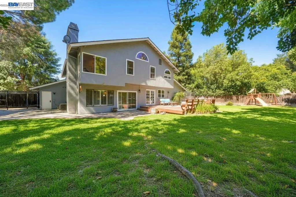 5709 Corte Libre Pleasanton CA 94566