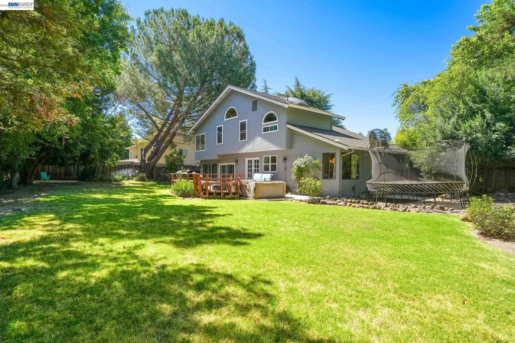 5709 Corte Libre Pleasanton CA 94566