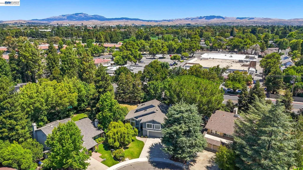 5709 Corte Libre Pleasanton CA 94566