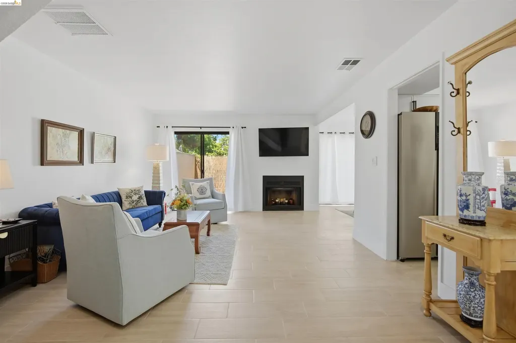 25 Bud Court Pleasant Hill CA 94523