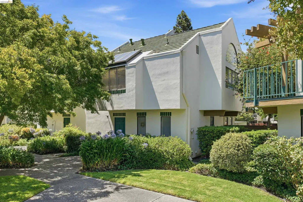 25 Bud Court Pleasant Hill CA 94523