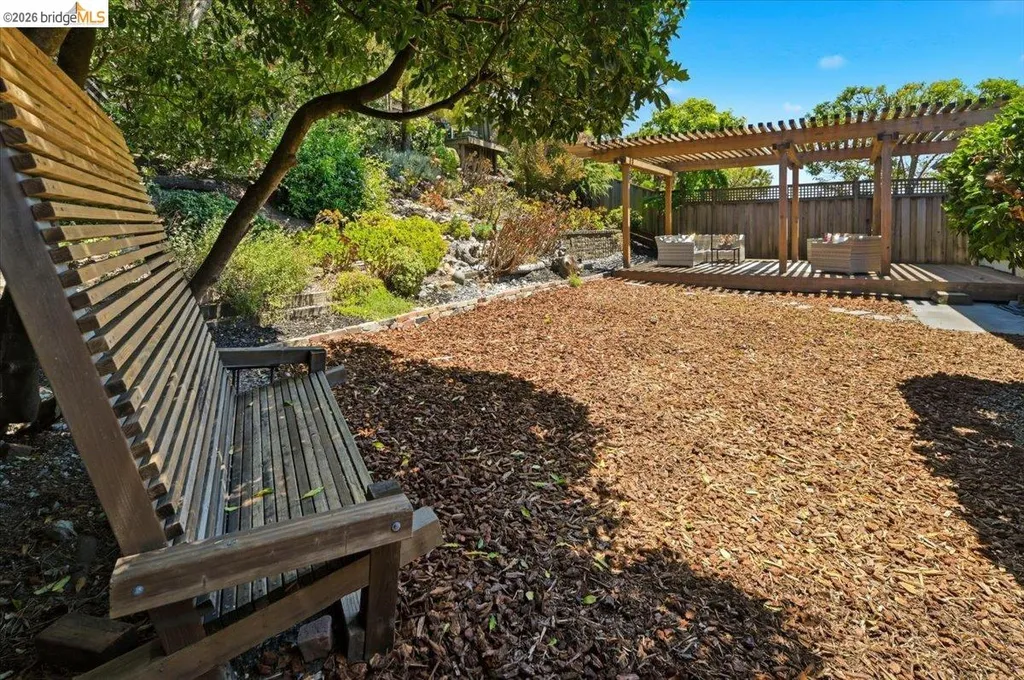 132 Rishell Drive Oakland CA 94619