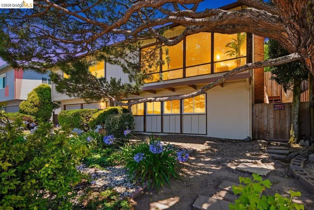 132 Rishell Drive Oakland CA 94619
