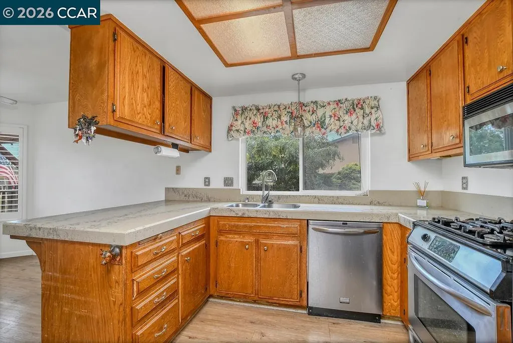924 Burwood Antioch CA 94509