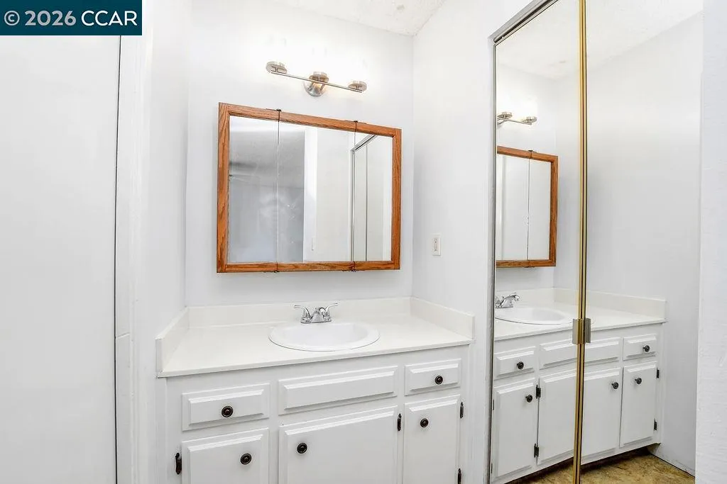 924 Burwood Antioch CA 94509