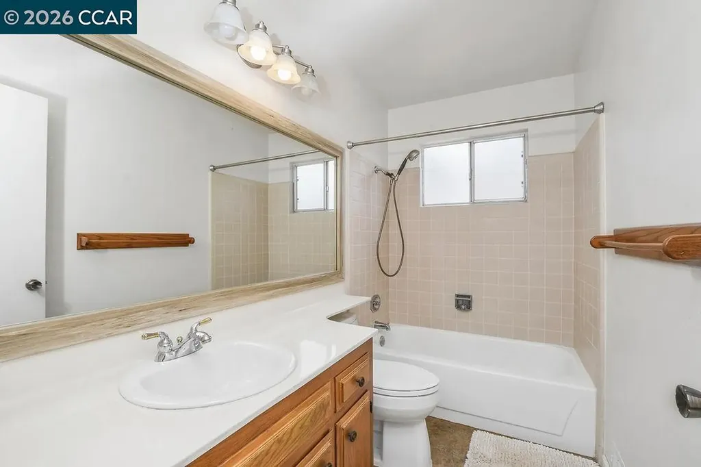 924 Burwood Antioch CA 94509