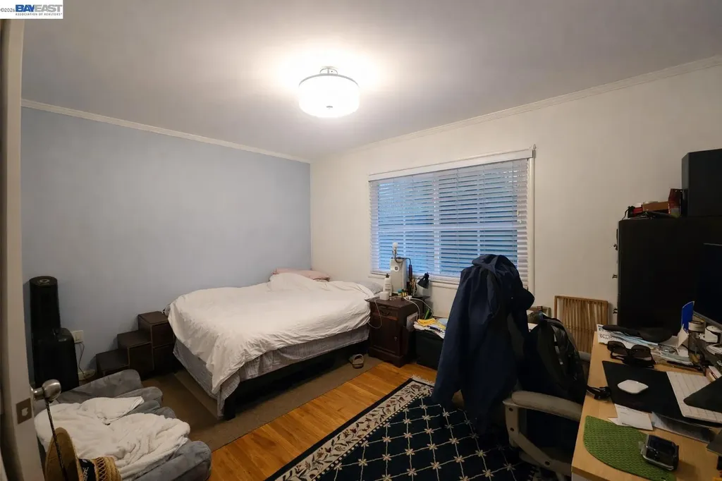 4015 Rusting Avenue Oakland CA 94605