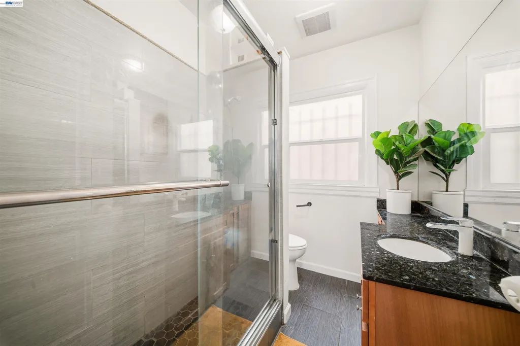 3229 Macarthur Boulevard Oakland CA 94602