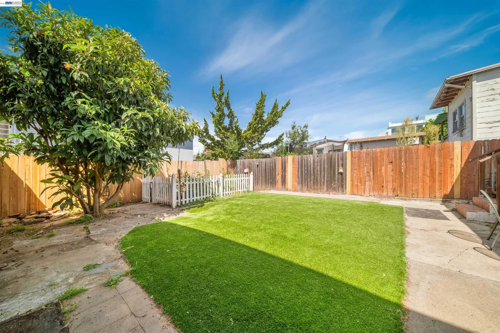 3229 Macarthur Boulevard Oakland CA 94602