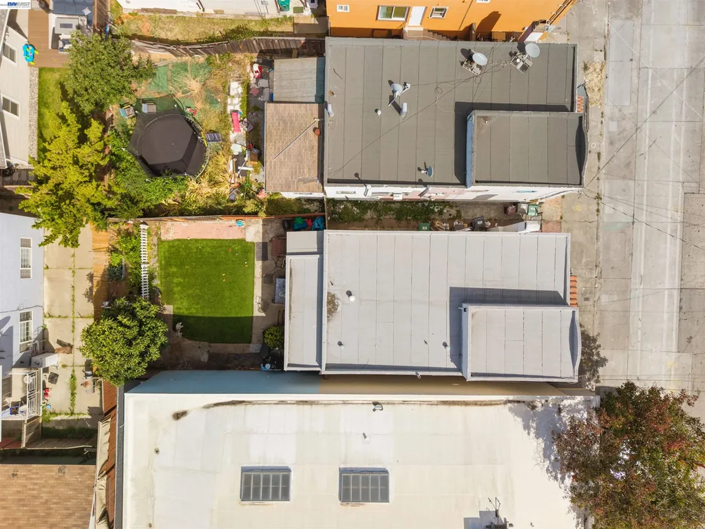 3229 Macarthur Boulevard Oakland CA 94602