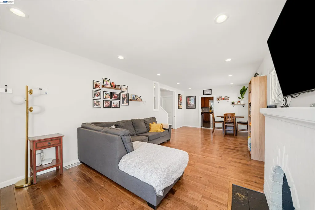 3229 Macarthur Boulevard Oakland CA 94602