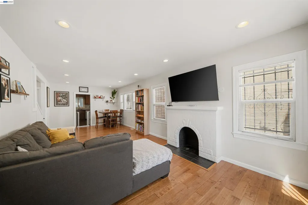 3229 Macarthur Boulevard Oakland CA 94602