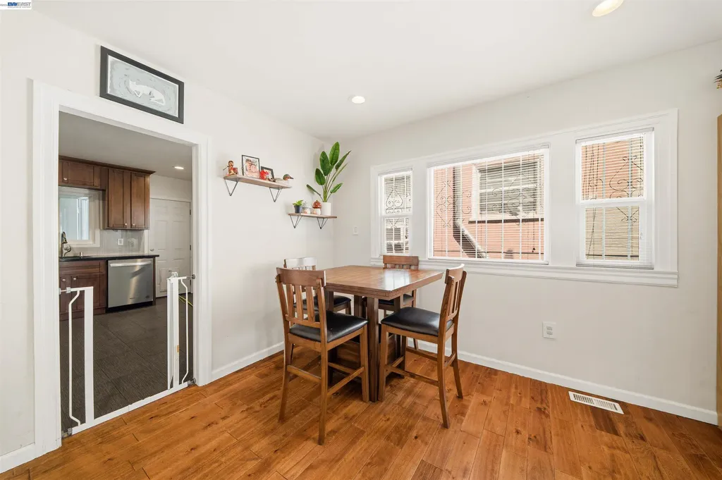 3229 Macarthur Boulevard Oakland CA 94602