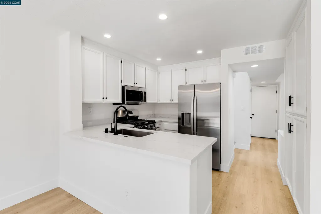 317 Brookview Drive Oakley CA 94561