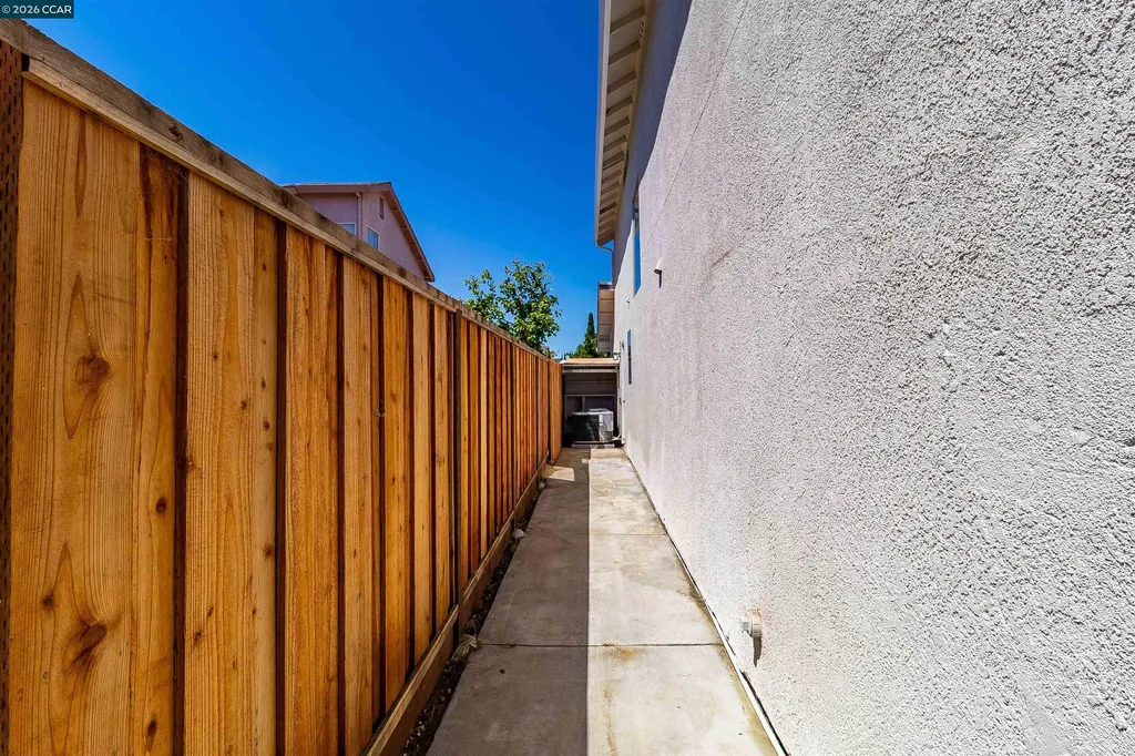 317 Brookview Drive Oakley CA 94561
