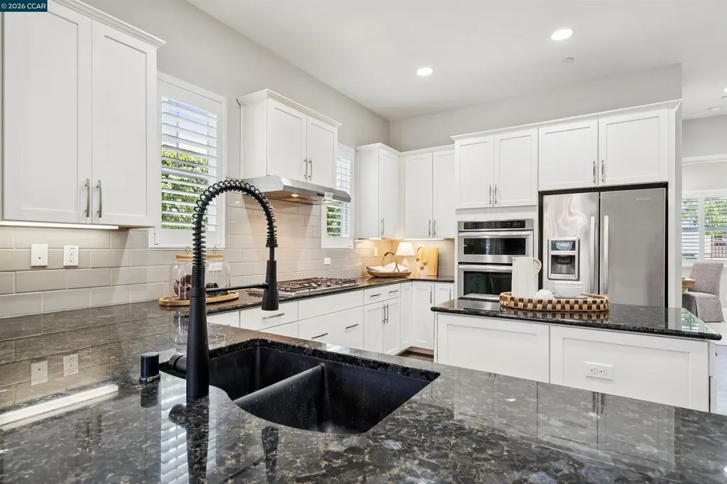 28 Wild Plum Way Orinda CA 94563