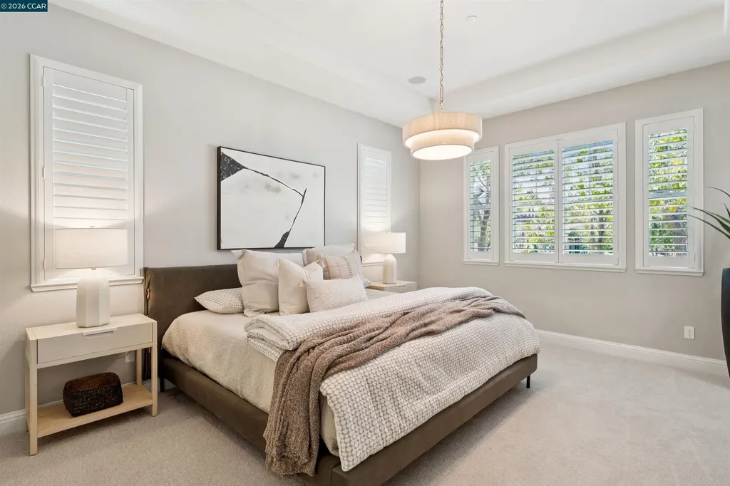 28 Wild Plum Way Orinda CA 94563