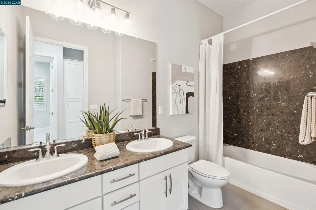 28 Wild Plum Way Orinda CA 94563