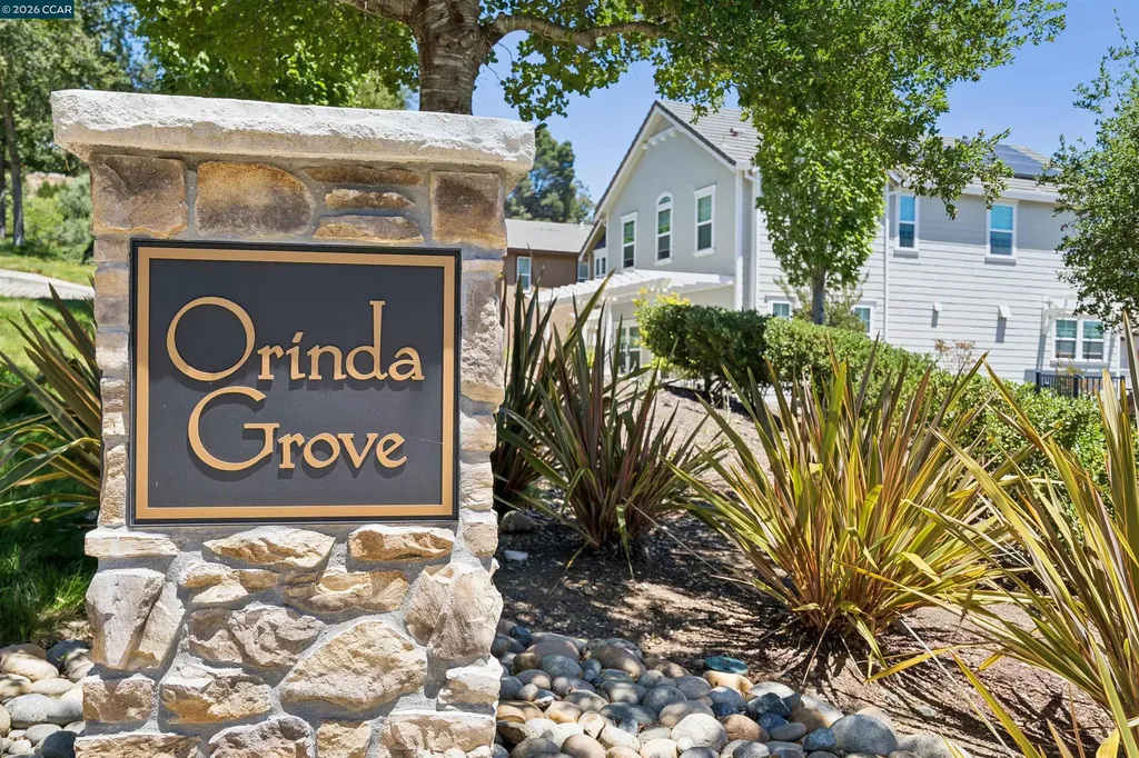 28 Wild Plum Way Orinda CA 94563