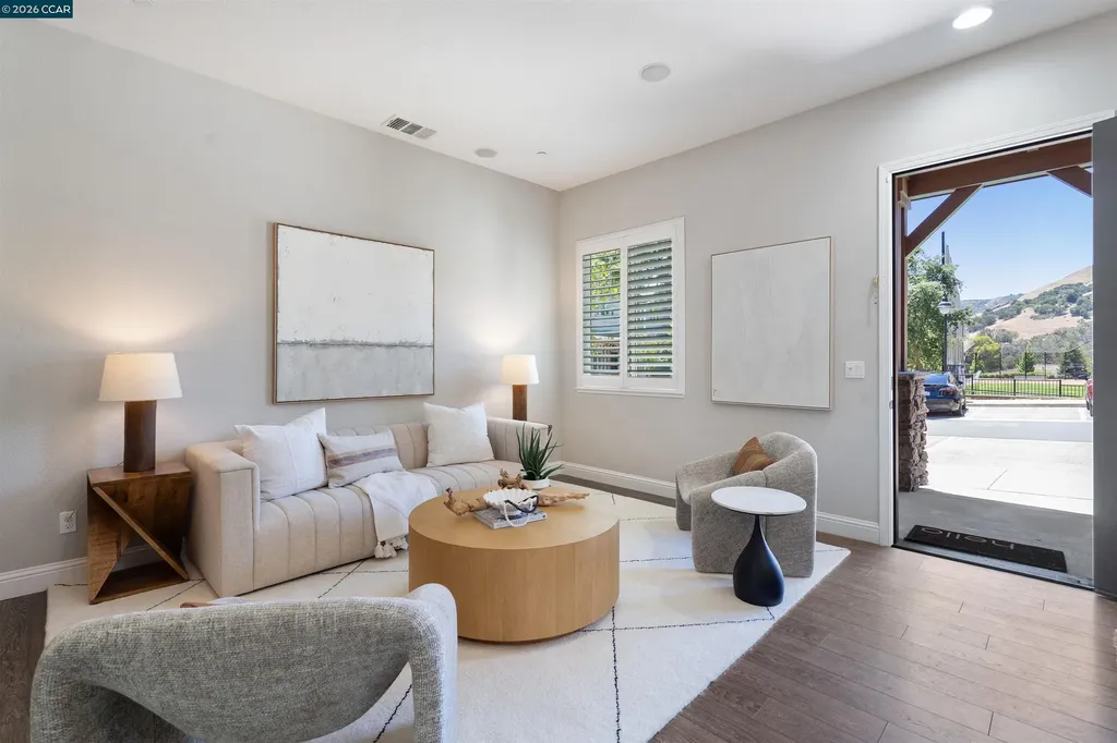 28 Wild Plum Way Orinda CA 94563