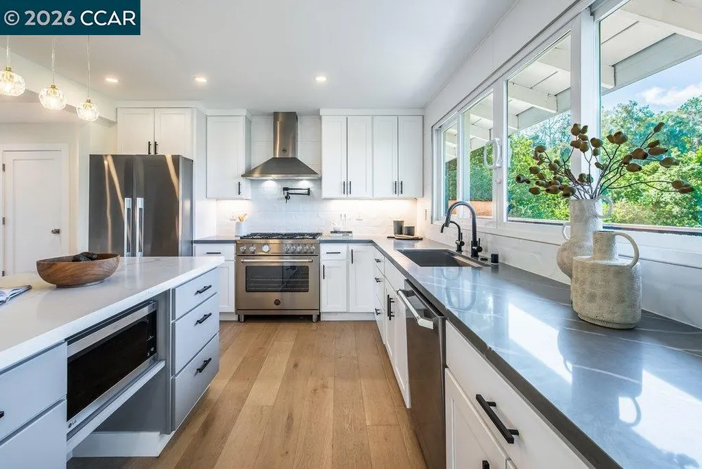 1009 Regio Court Lafayette CA 94549
