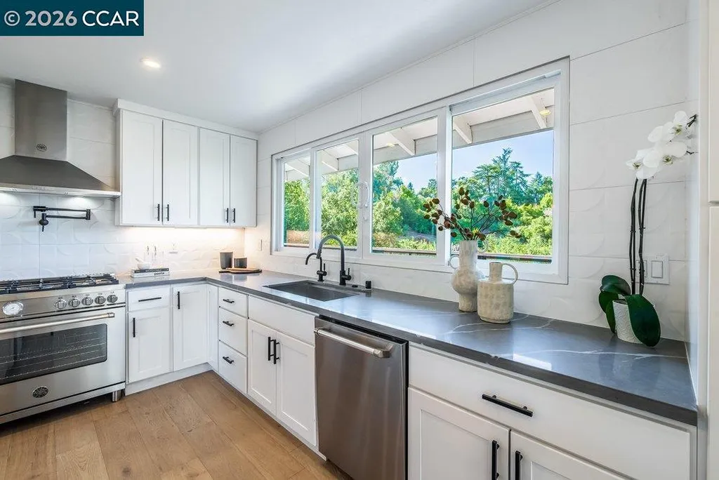 1009 Regio Court Lafayette CA 94549
