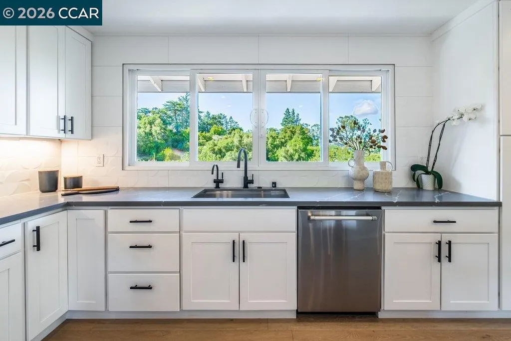 1009 Regio Court Lafayette CA 94549