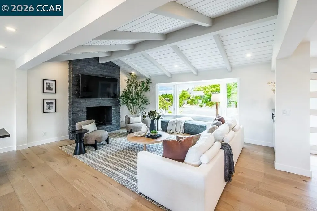 1009 Regio Court Lafayette CA 94549