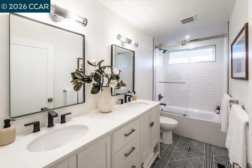 1009 Regio Court Lafayette CA 94549