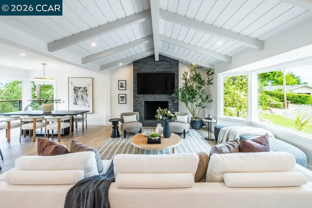 1009 Regio Court Lafayette CA 94549