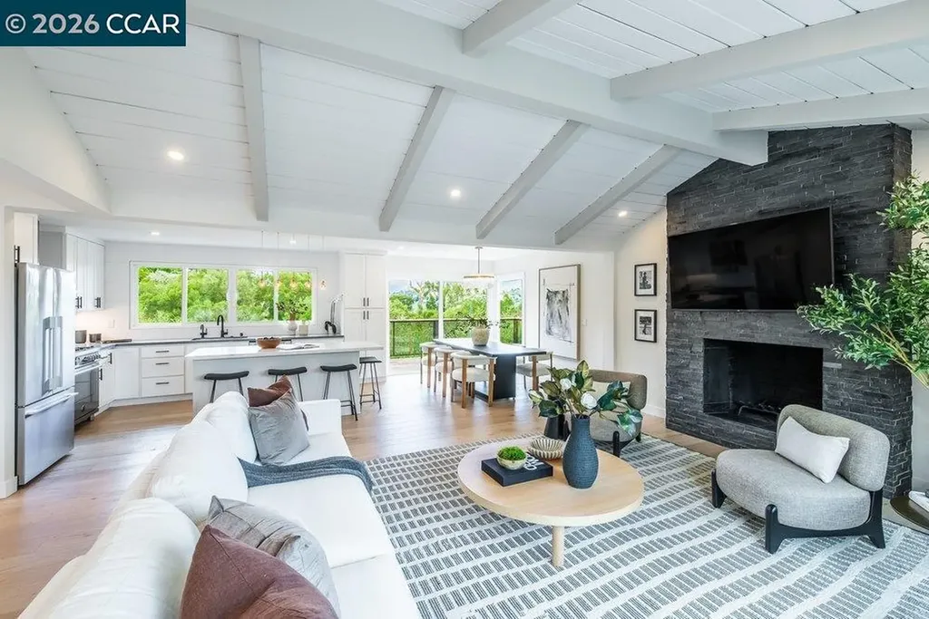 1009 Regio Court Lafayette CA 94549