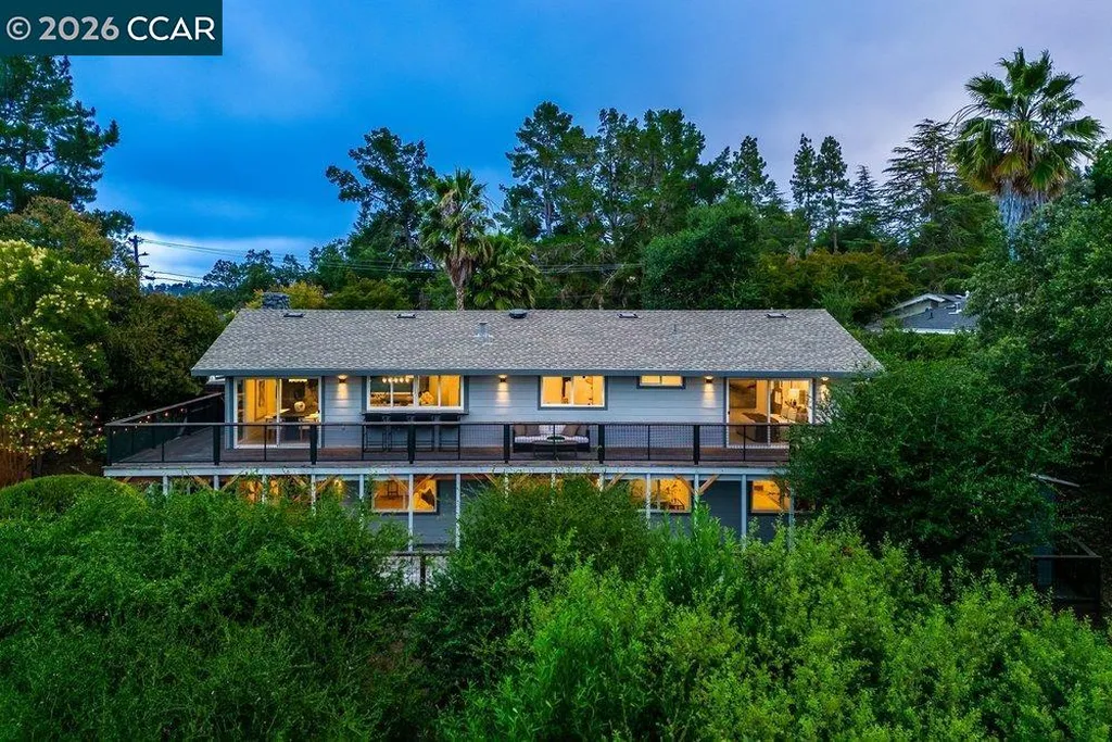 1009 Regio Court Lafayette CA 94549