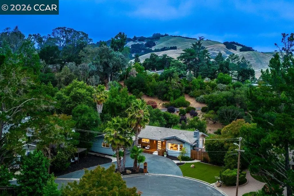1009 Regio Court Lafayette CA 94549