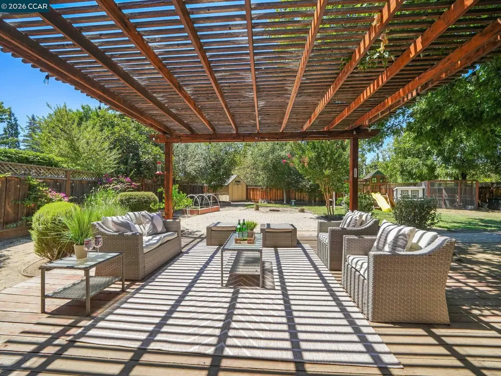 4718 Laura Drive Concord CA 94521