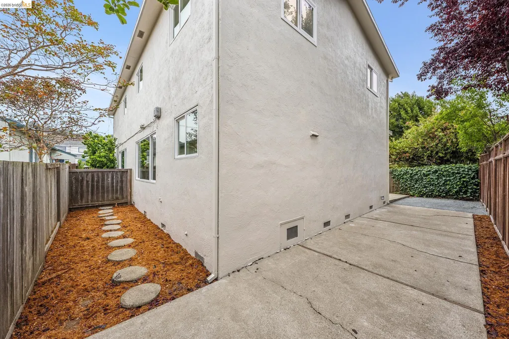 1223 Elm Street El Cerrito CA 94530