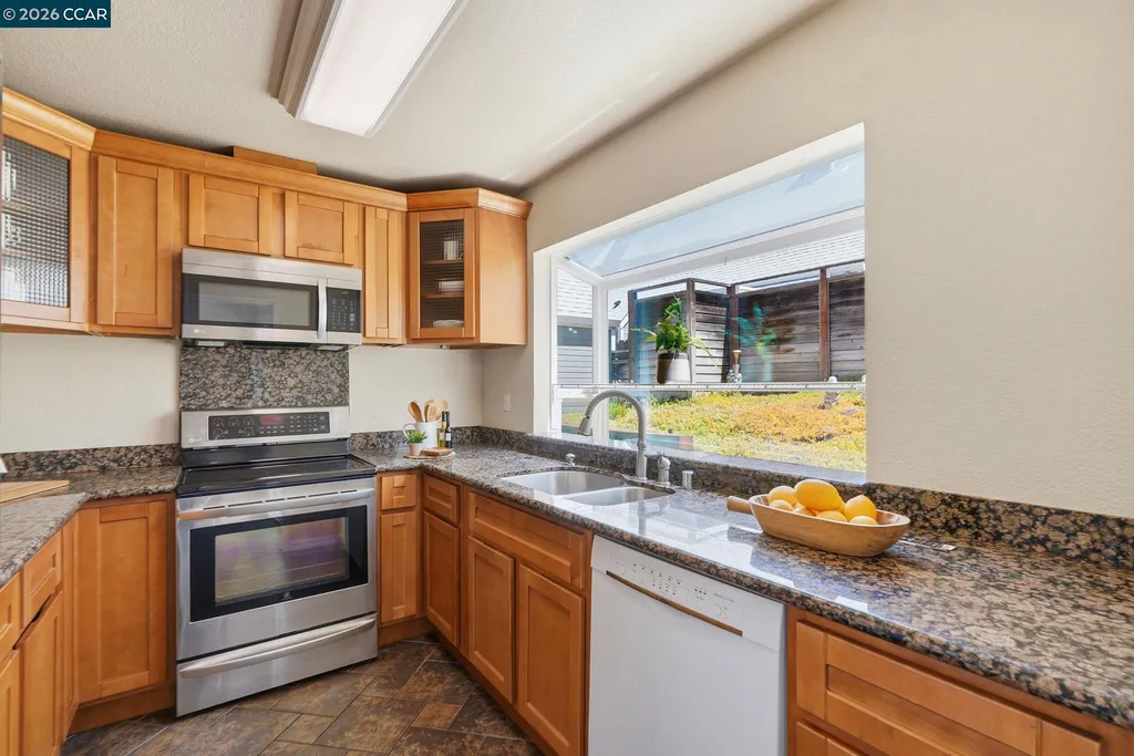 1646 Somerset Place Antioch CA 94509