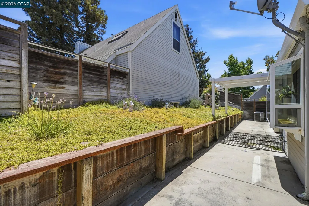 1646 Somerset Place Antioch CA 94509