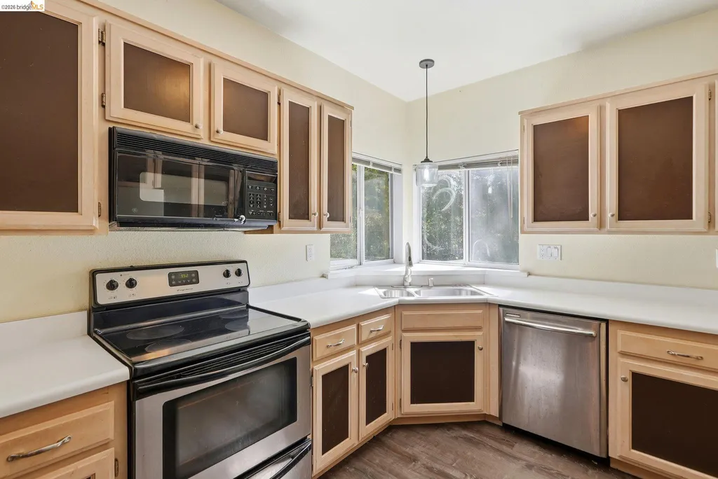 243 Florence Court Hercules CA 94547