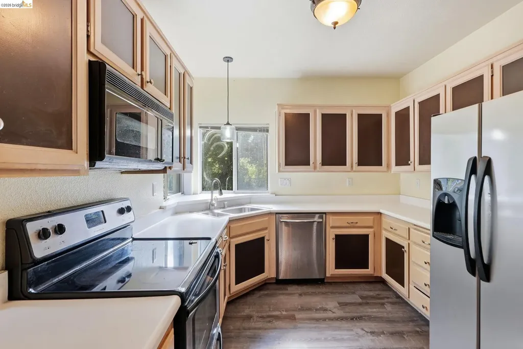243 Florence Court Hercules CA 94547