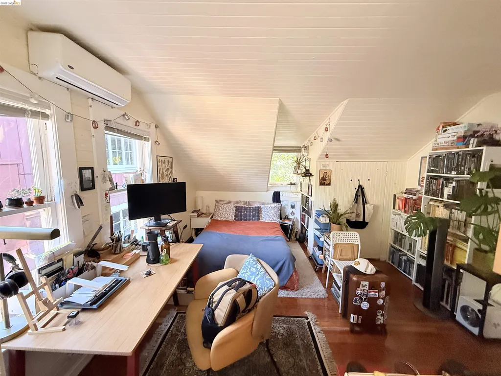 1631 La Vereda Road Berkeley CA 94709
