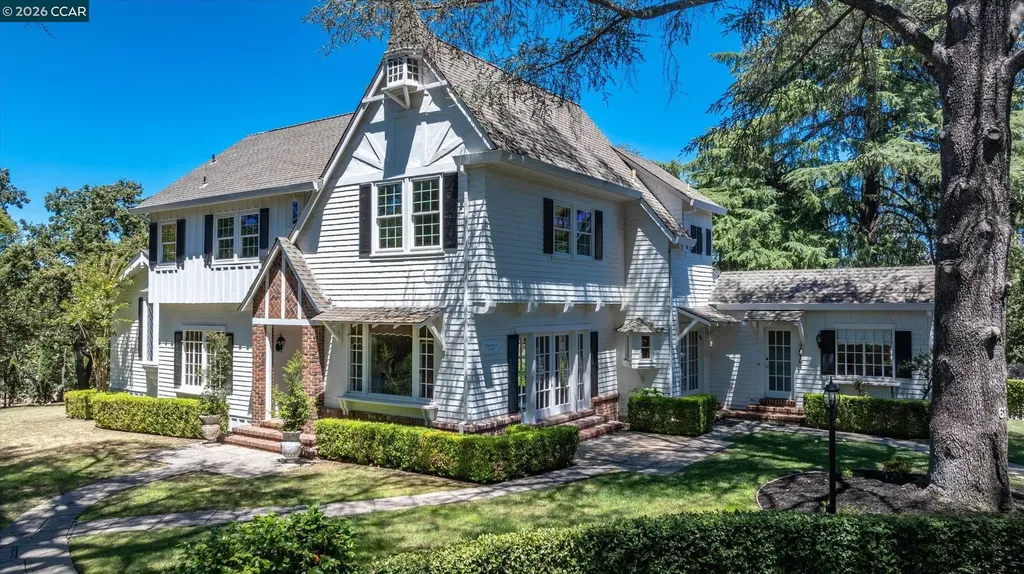 61 Crest Avenue Alamo CA 94507